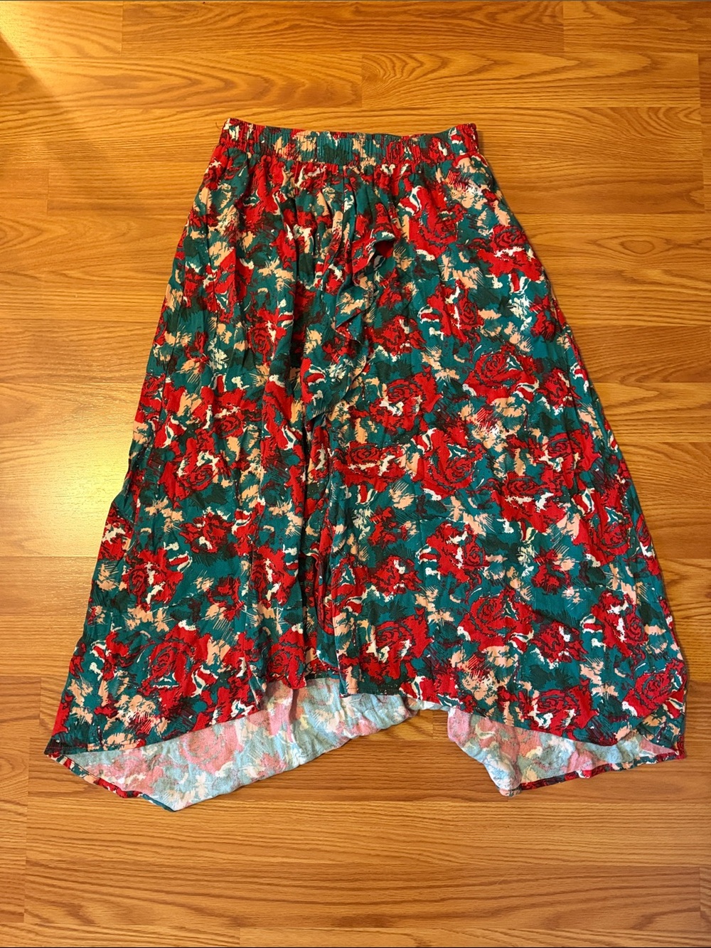 Porridge Floral Red and Teal High-Low Skirt | XS